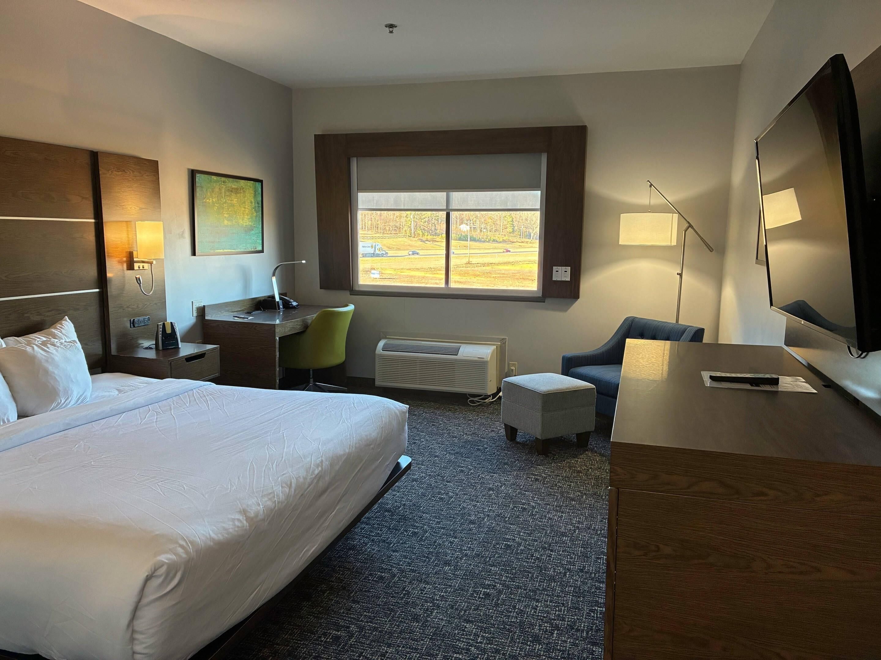 Room, 1 King Bed, Accessible, Non Smoking | Desk, laptop workspace, blackout drapes, iron/ironing board