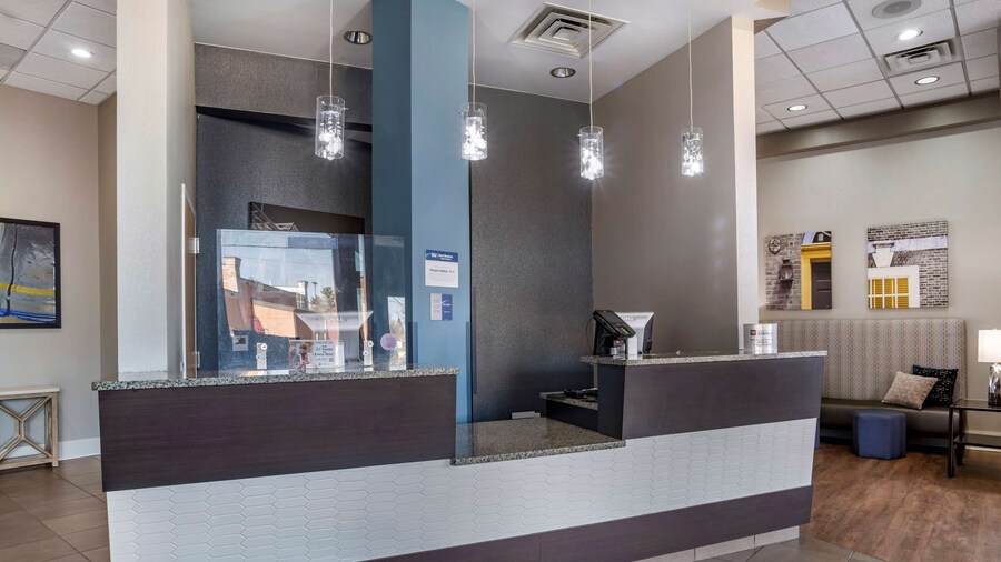 Best Western Plus Philadelphia Airport S. At Widener Univ.