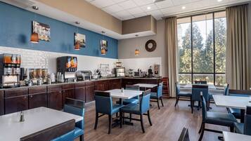 Bao gồm bữa sáng buffet