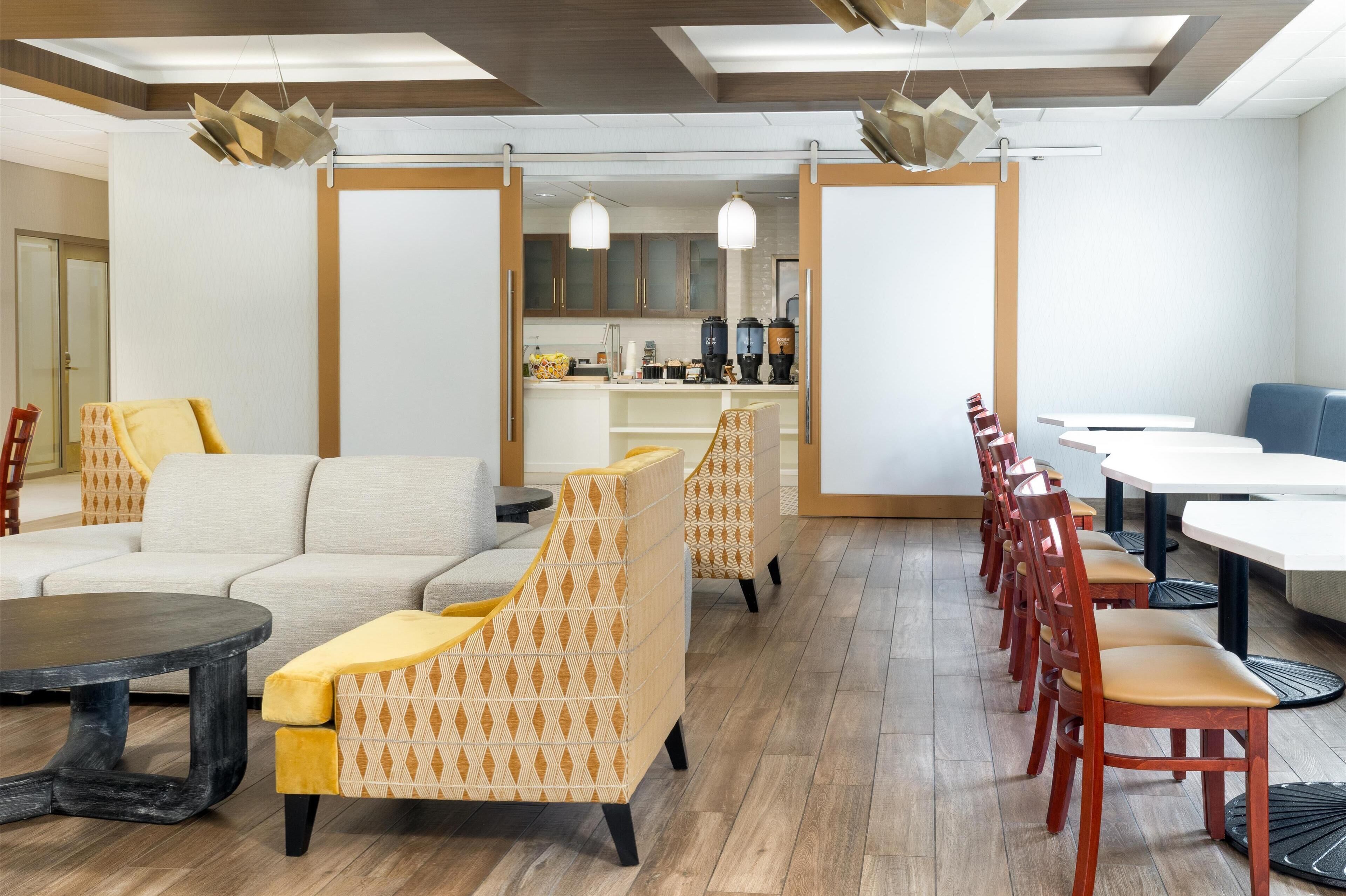 free daily on-the-go breakfast