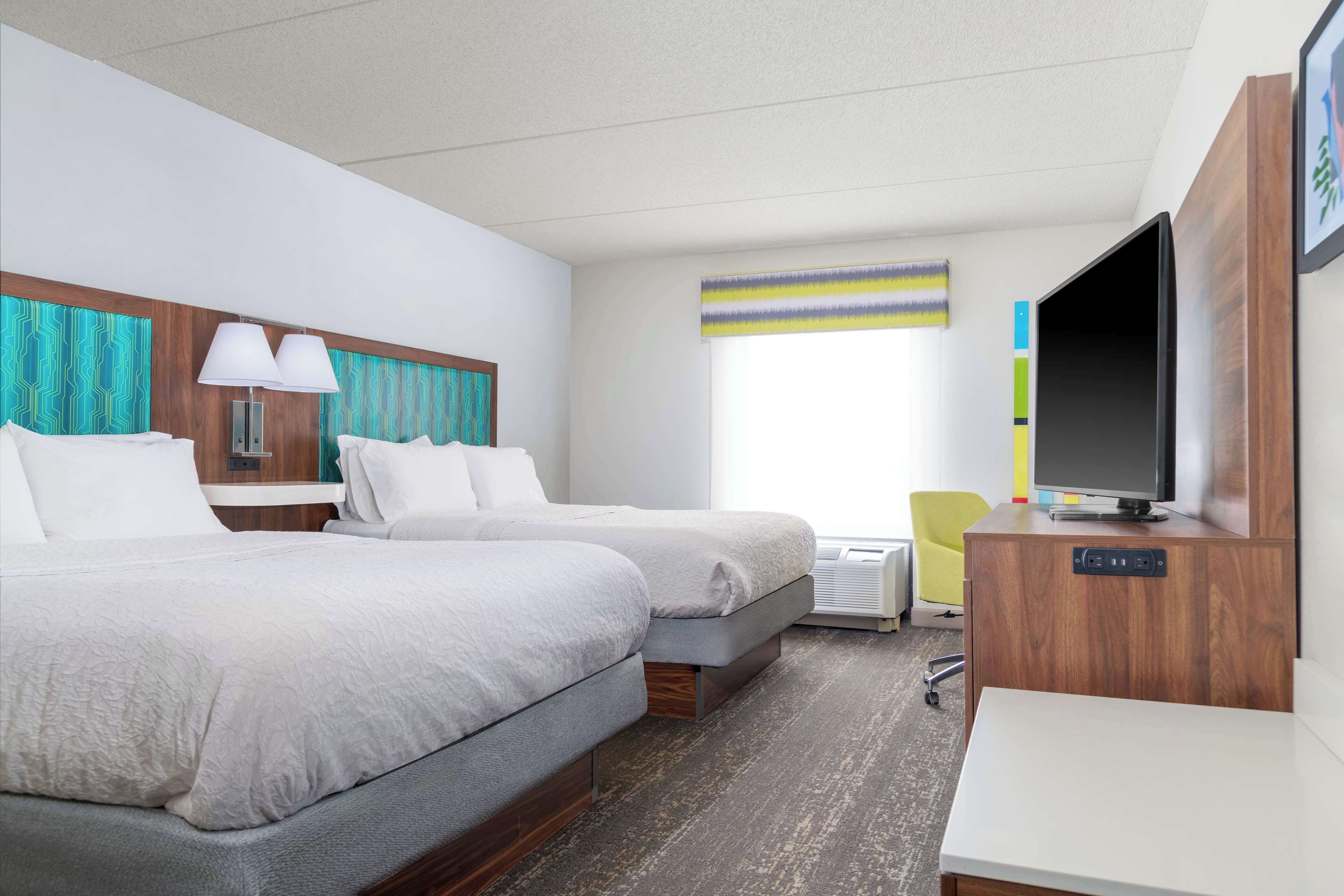 two quee beds non smoking | in-room safe, iron/ironing board, rollaway beds, free wifi