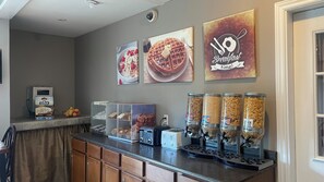 Free daily continental breakfast
