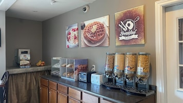 Free daily continental breakfast