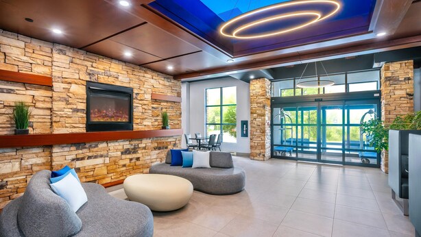 Lobby - Quality Inn & Suites Levis (Levis)