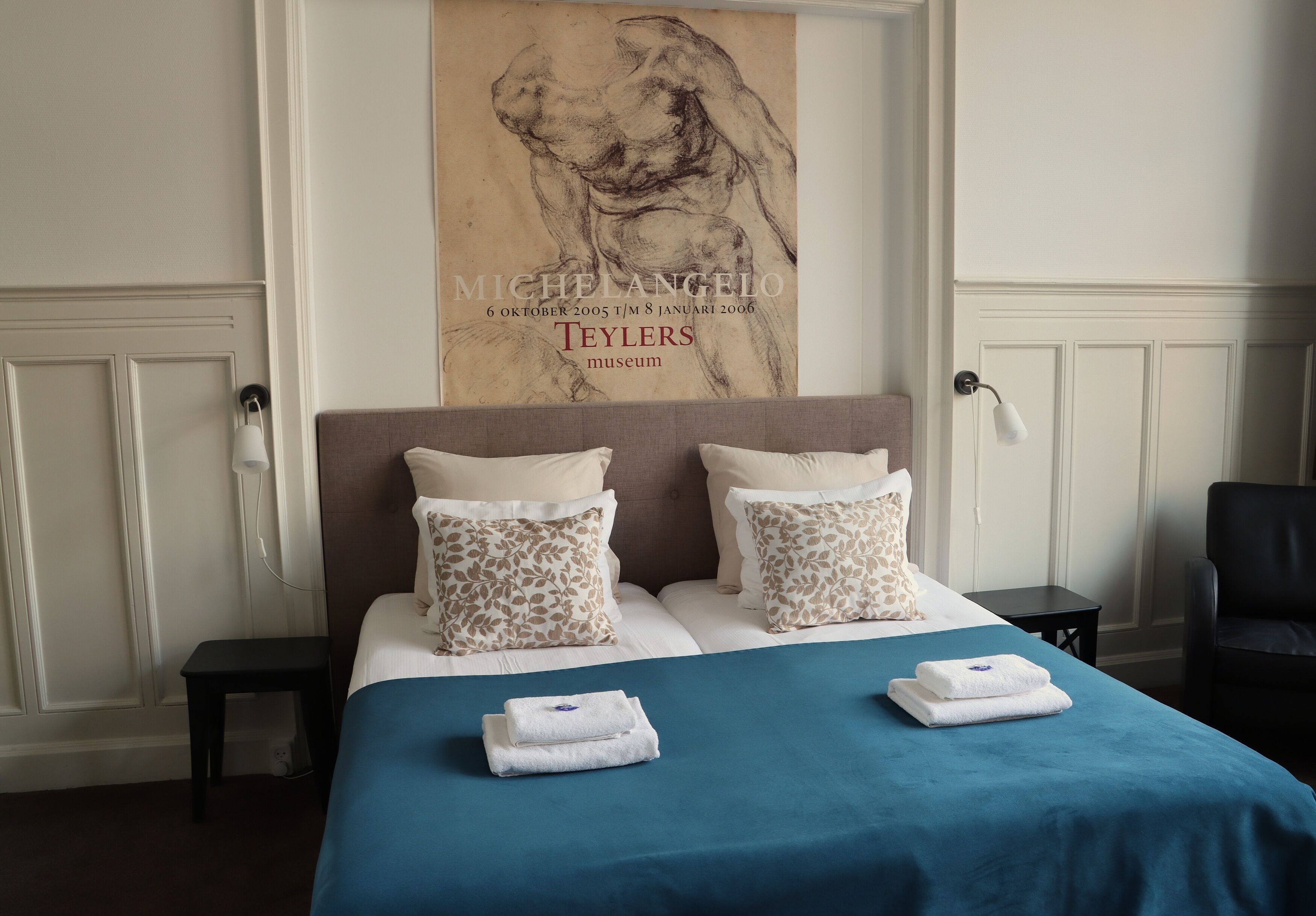 Kahden hengen grand-huone | Pimennysverhot, silitysrauta/-lauta, ilmainen Wi-Fi, vuodevaatteet