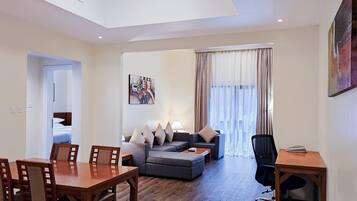 1 bedroom, premium bedding, down duvets, in-room safe