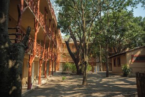 Superior Room | Blackout drapes, bed sheets - Hotel Carrizal Spa (Apazapan)