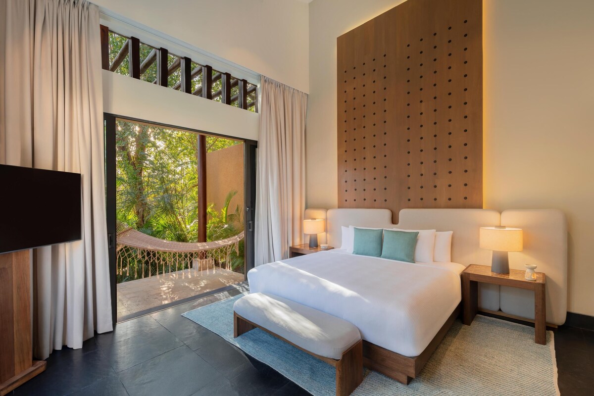 Bliss Pool Villa | เครื่องนอนระดับพรีเมียม, ผ้านวมขนเป็ด, มินิบาร์, ตู้นิรภัยในห้องพัก