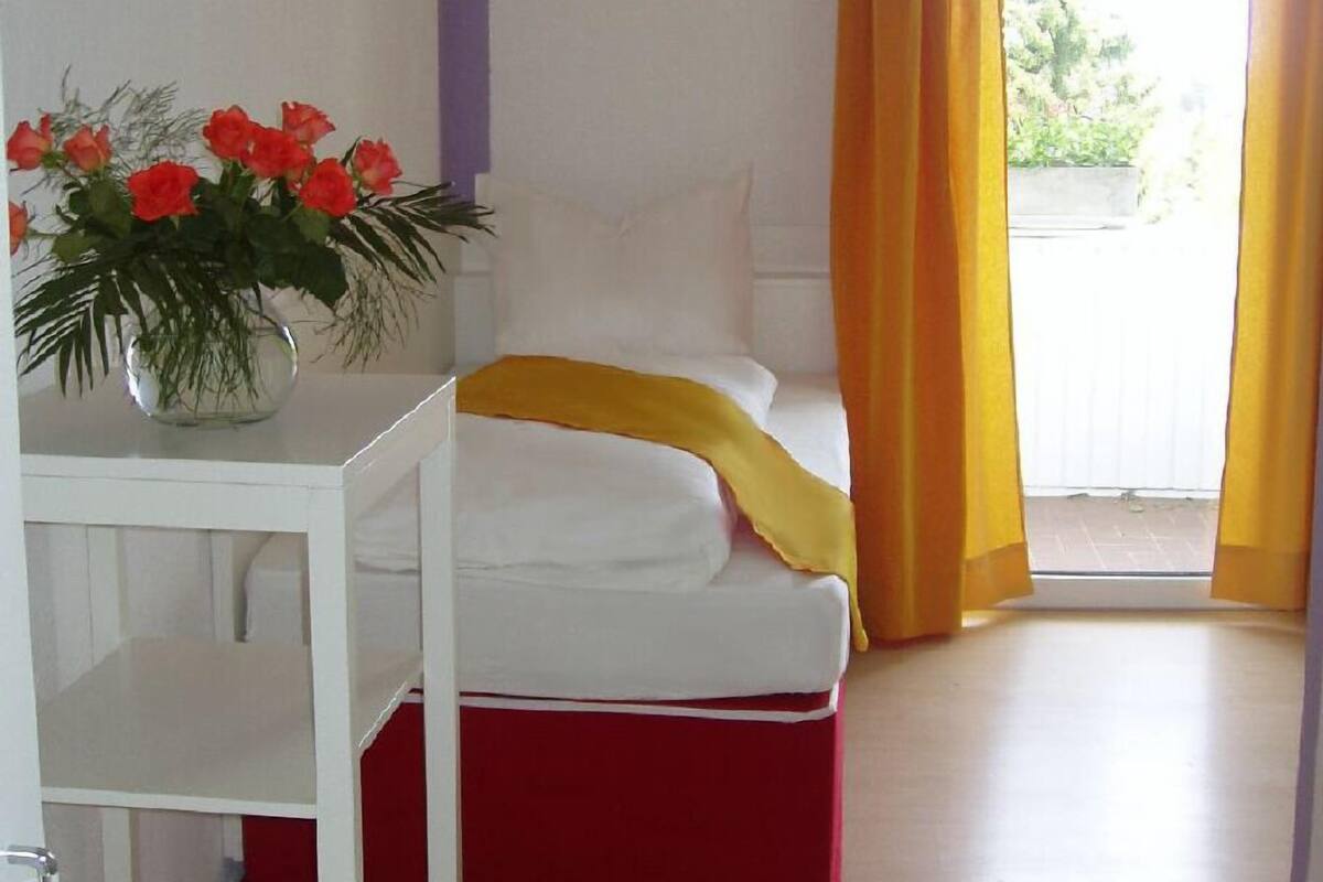 Standard Single Room, 1 Double Bed, Non Smoking