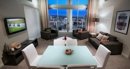 La Loft Apartments