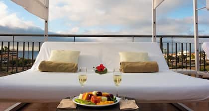 Grand Muthu Golf Plaza Hotel