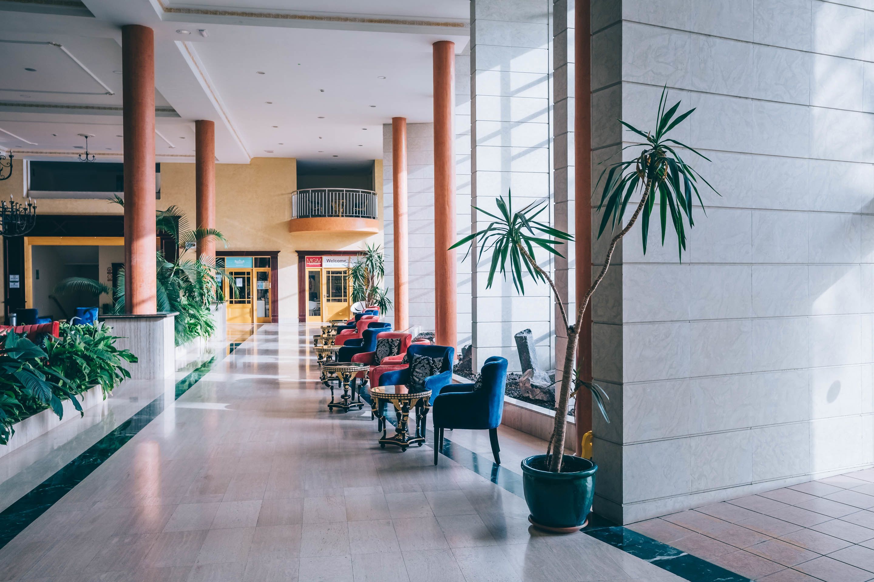 Coin salon dans le hall