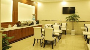 Dining - Greentree Inn Tianjin Dabeiyuan Business Hotel (Tianjin)