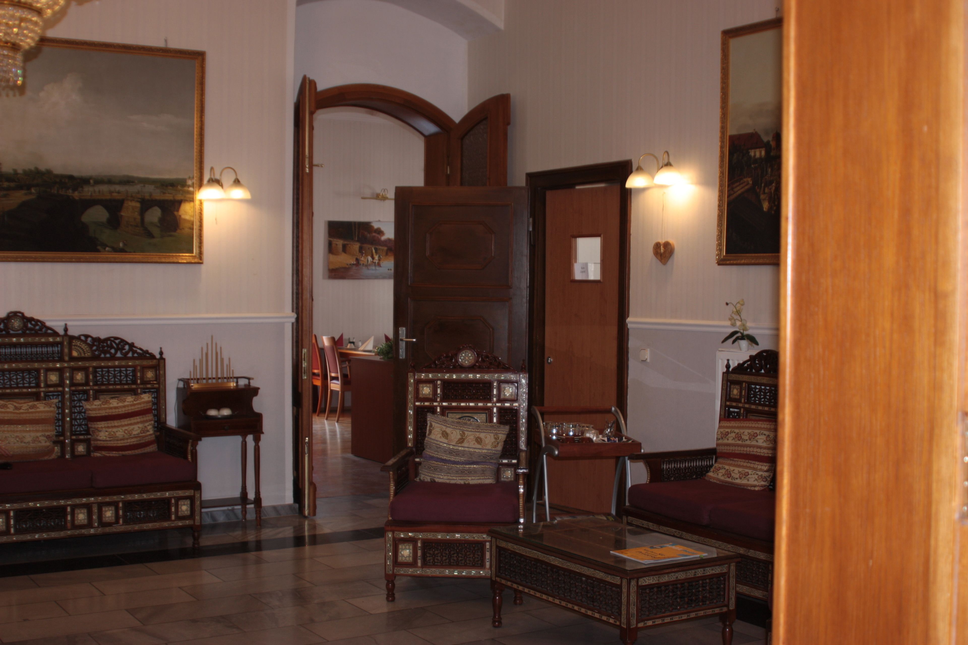 Photo - Villa De Baron