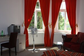 Desk, laptop workspace, soundproofing, free WiFi