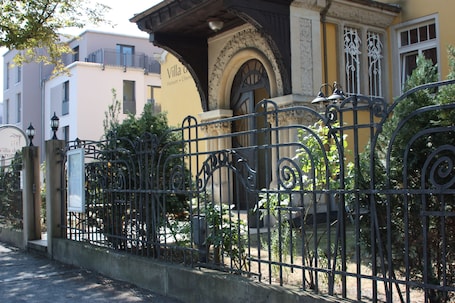 Entrada de la propiedad