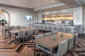 Bar (on property) - MarBrisa Carlsbad Resort (Carlsbad)