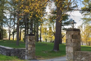 Entrada de la propiedad