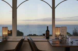 Se sirven desayunos y cenas (con vistas al jardín) 