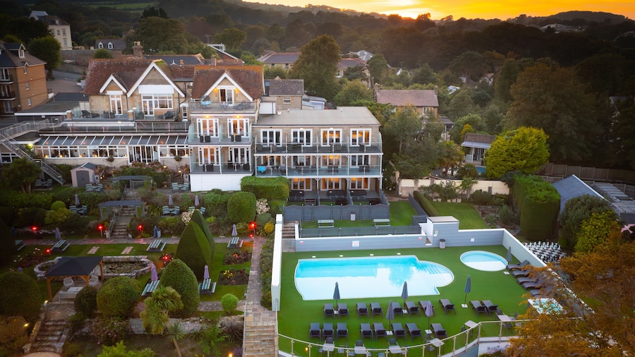 Luccombe Hall Hotel