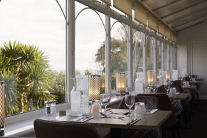 Breakfast and dinner served, garden views  - Luccombe Hall Hotel (Shanklin)