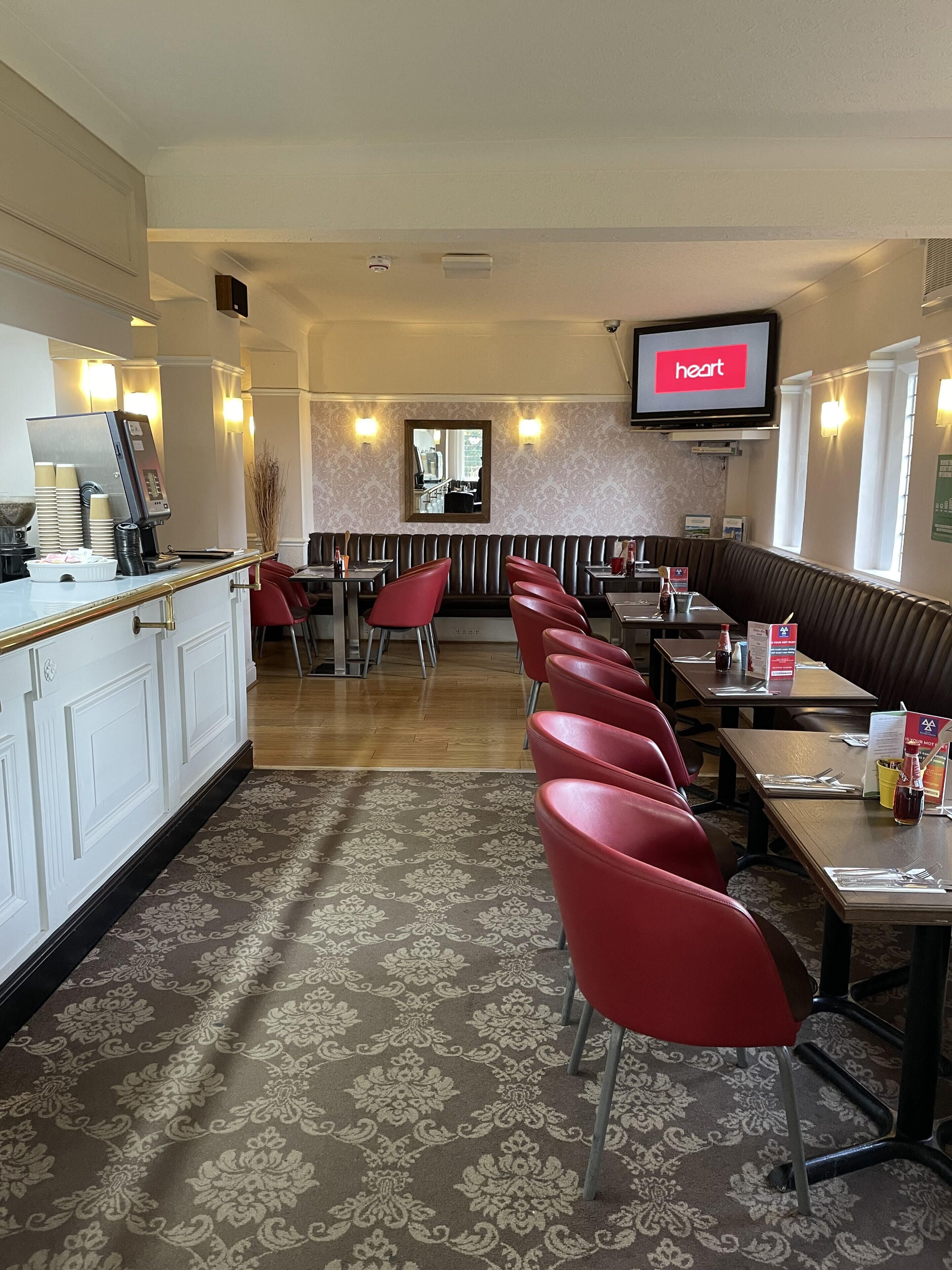 Bar (in der Unterkunft)