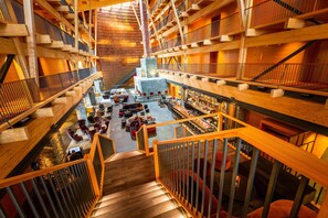 Interior - Copperhill Mountain Lodge (Are)