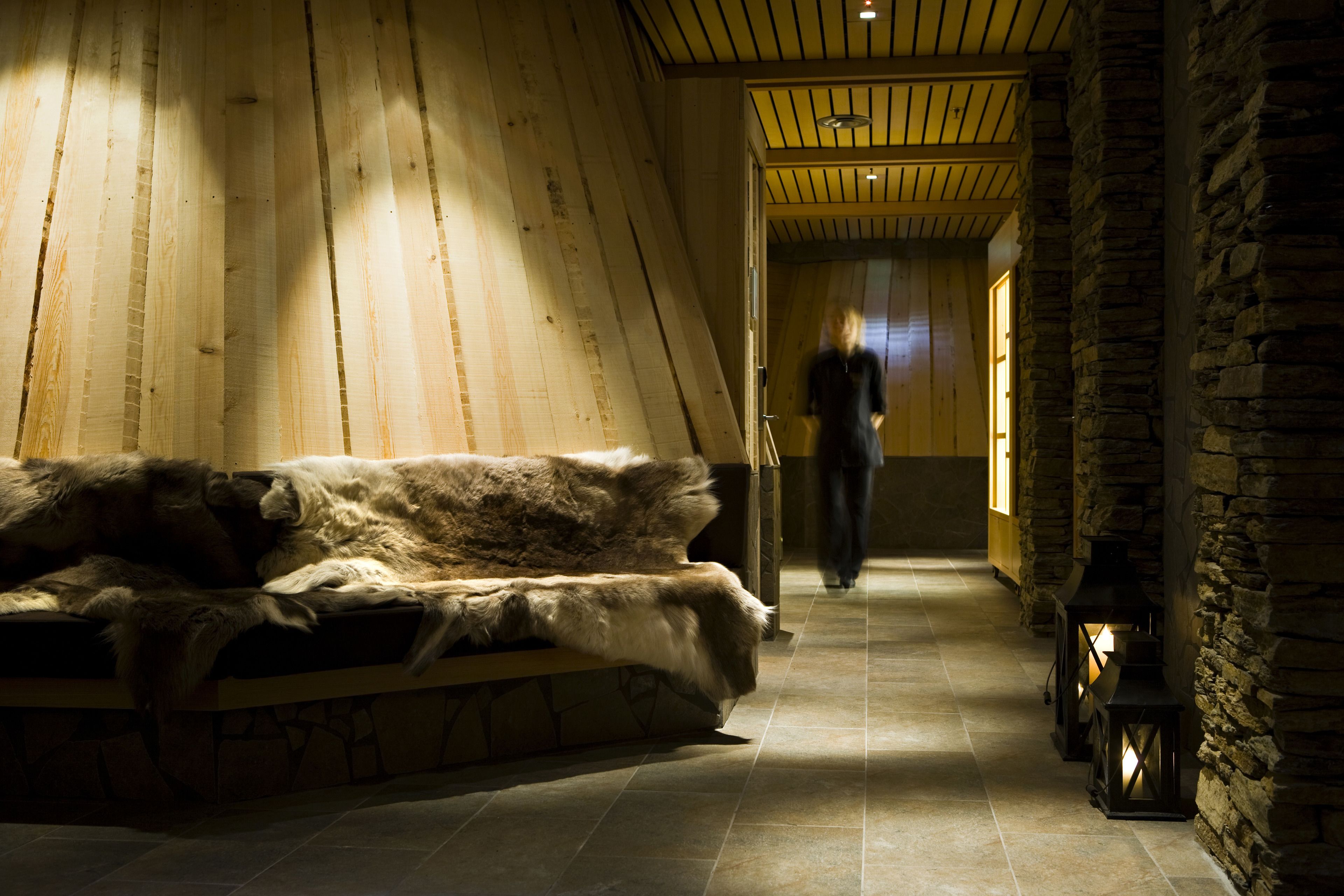 sauna, hot springs/mineral springs, body treatments, hot stone massages