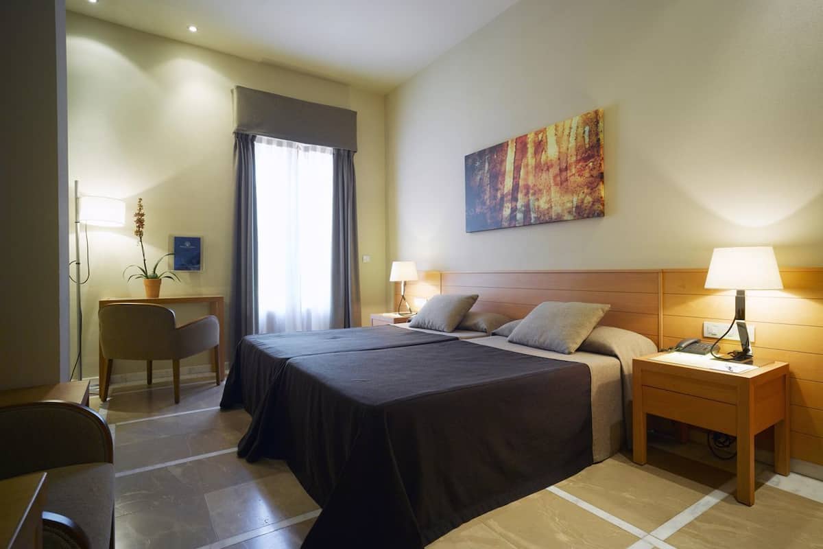 superior room, 2 single beds | minibar, in-room safe, individually furnished, desk