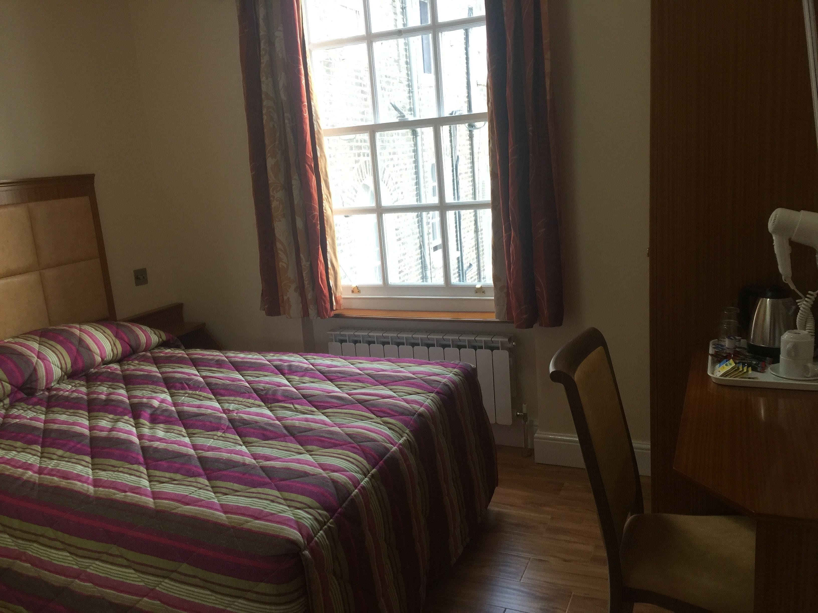 Foto - White House Hotel