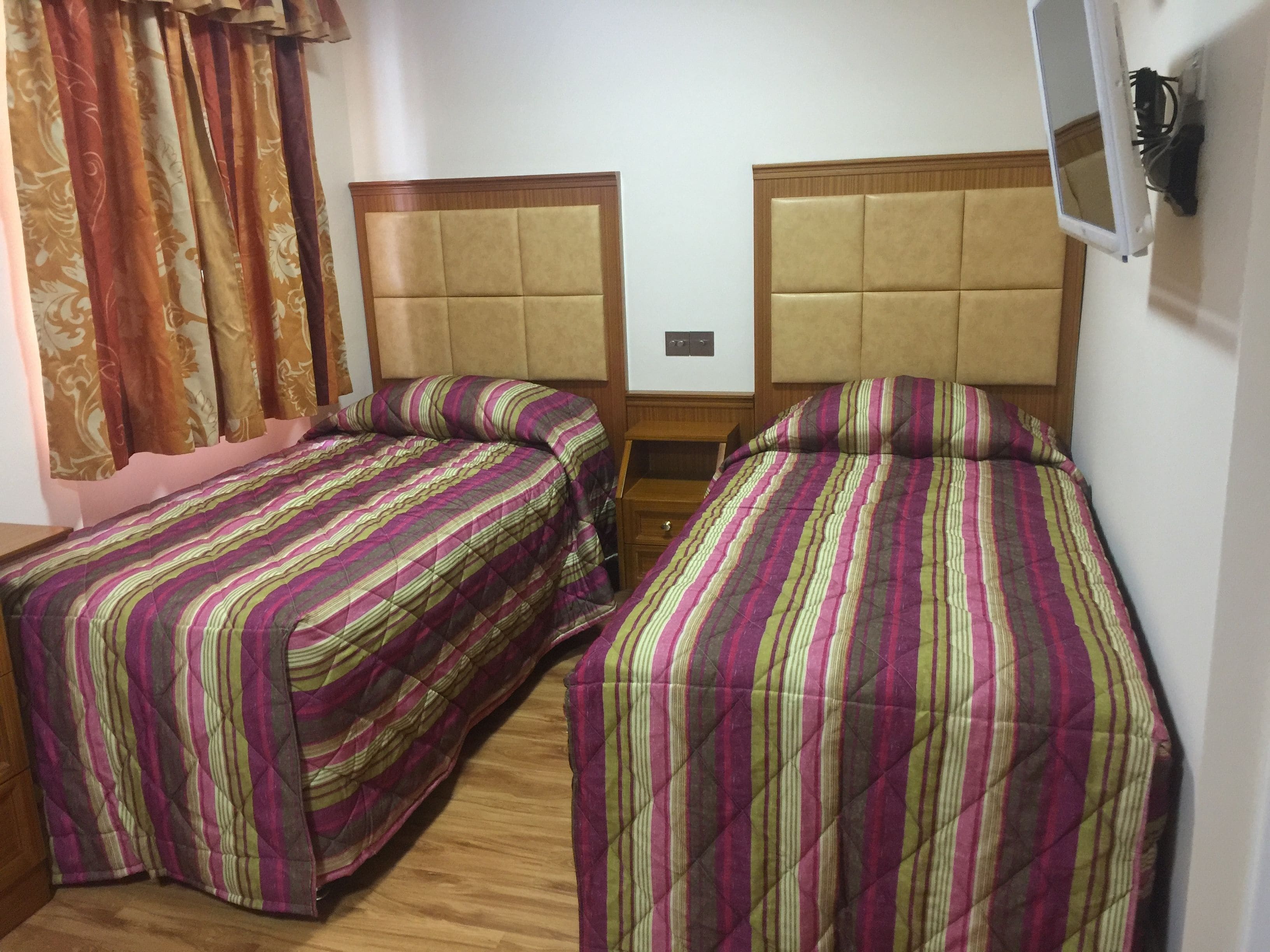 Foto - White House Hotel