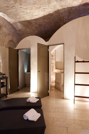 Turkish bath/hammam, massage/treatment rooms