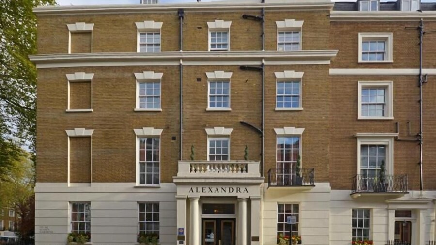 Alexandra Hotel