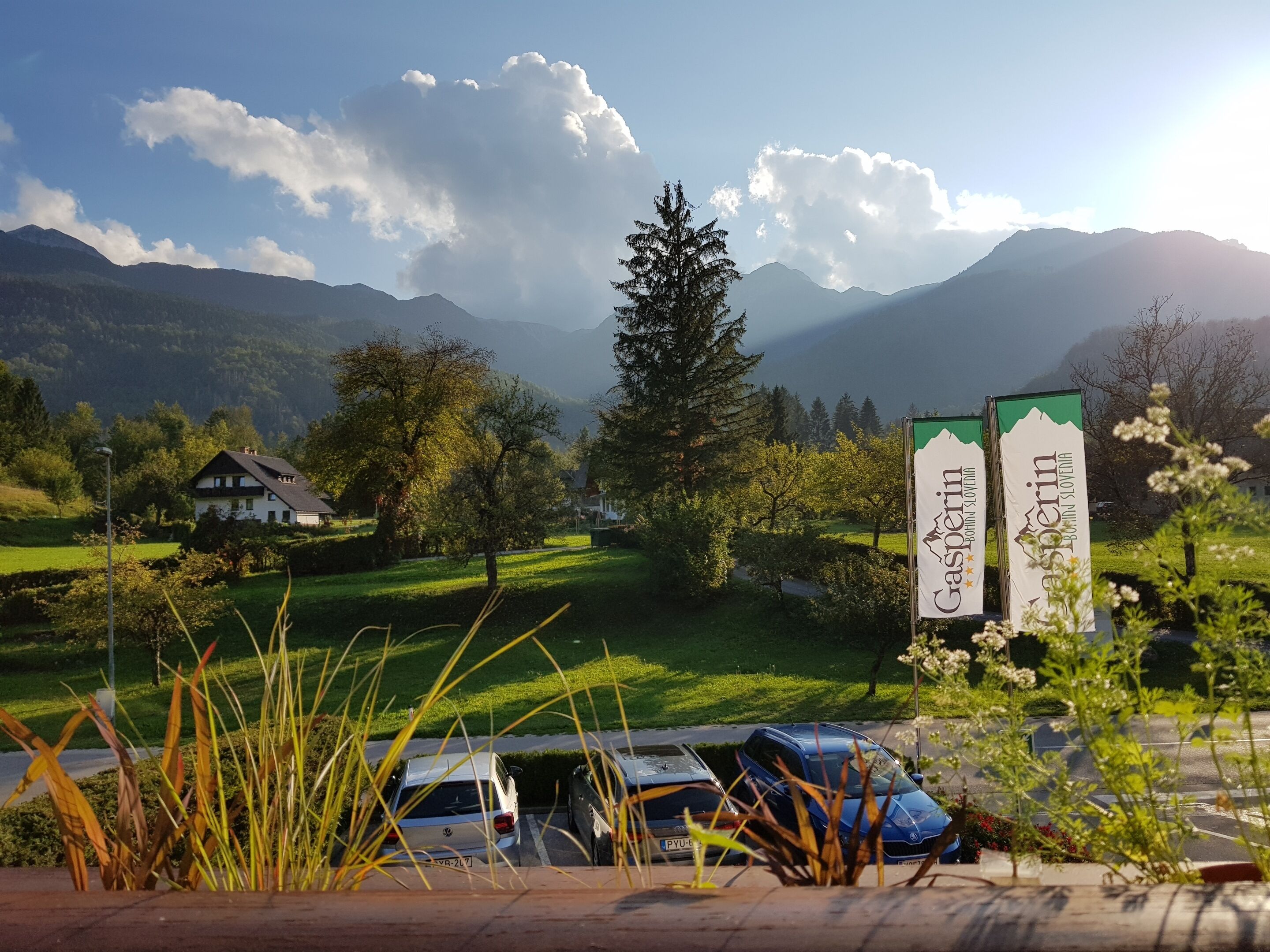 Chambre Familiale | Literie hypoallergénique, ameublement personnalisé, bureau