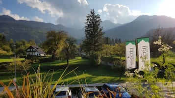 Phòng dành cho gia đình | Bộ đồ giường kháng dị ứng, trang bị nội thất với thiết kế riêng biệt