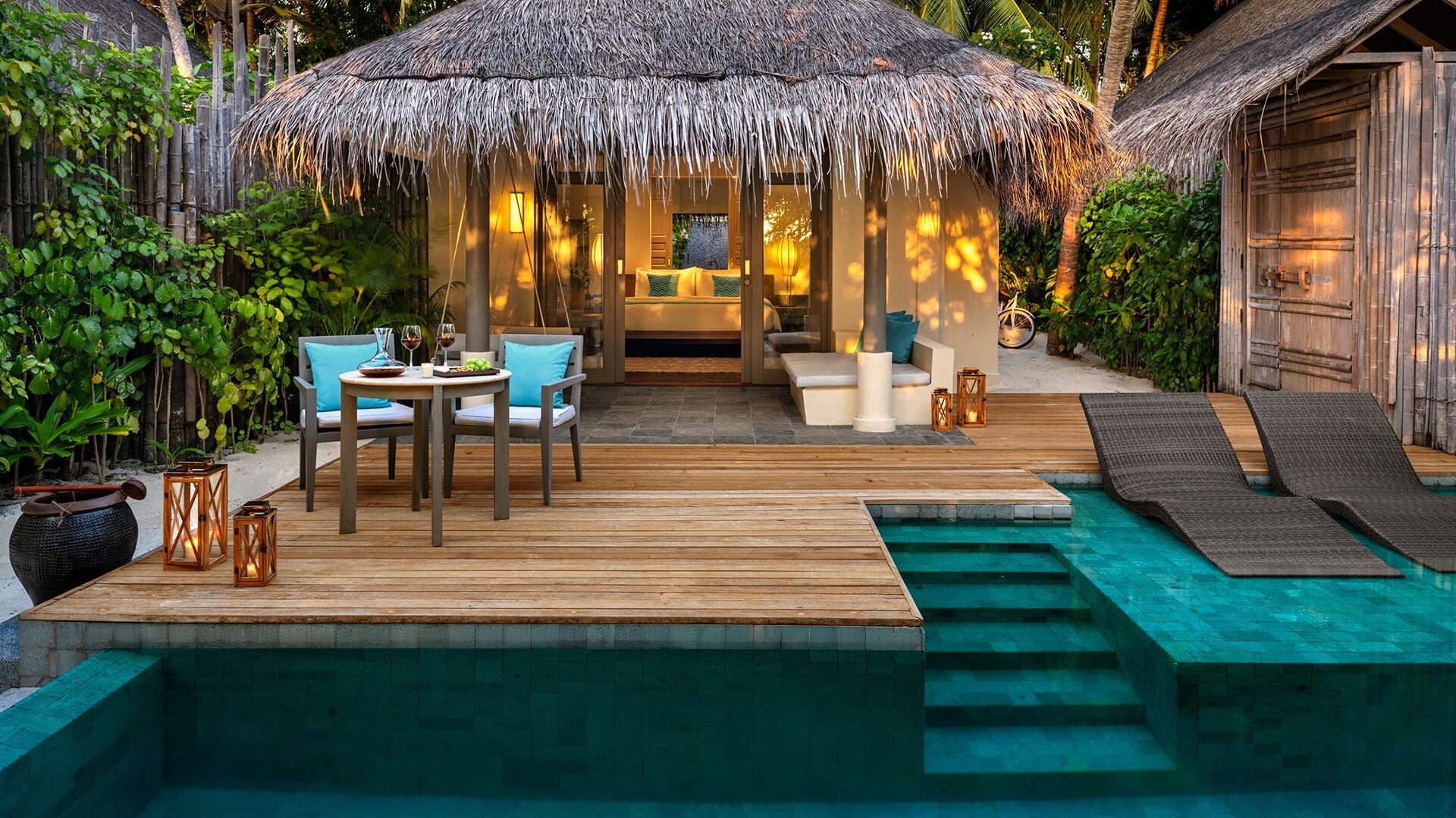 Frette Italian sheets, premium bedding, minibar, in-room safe