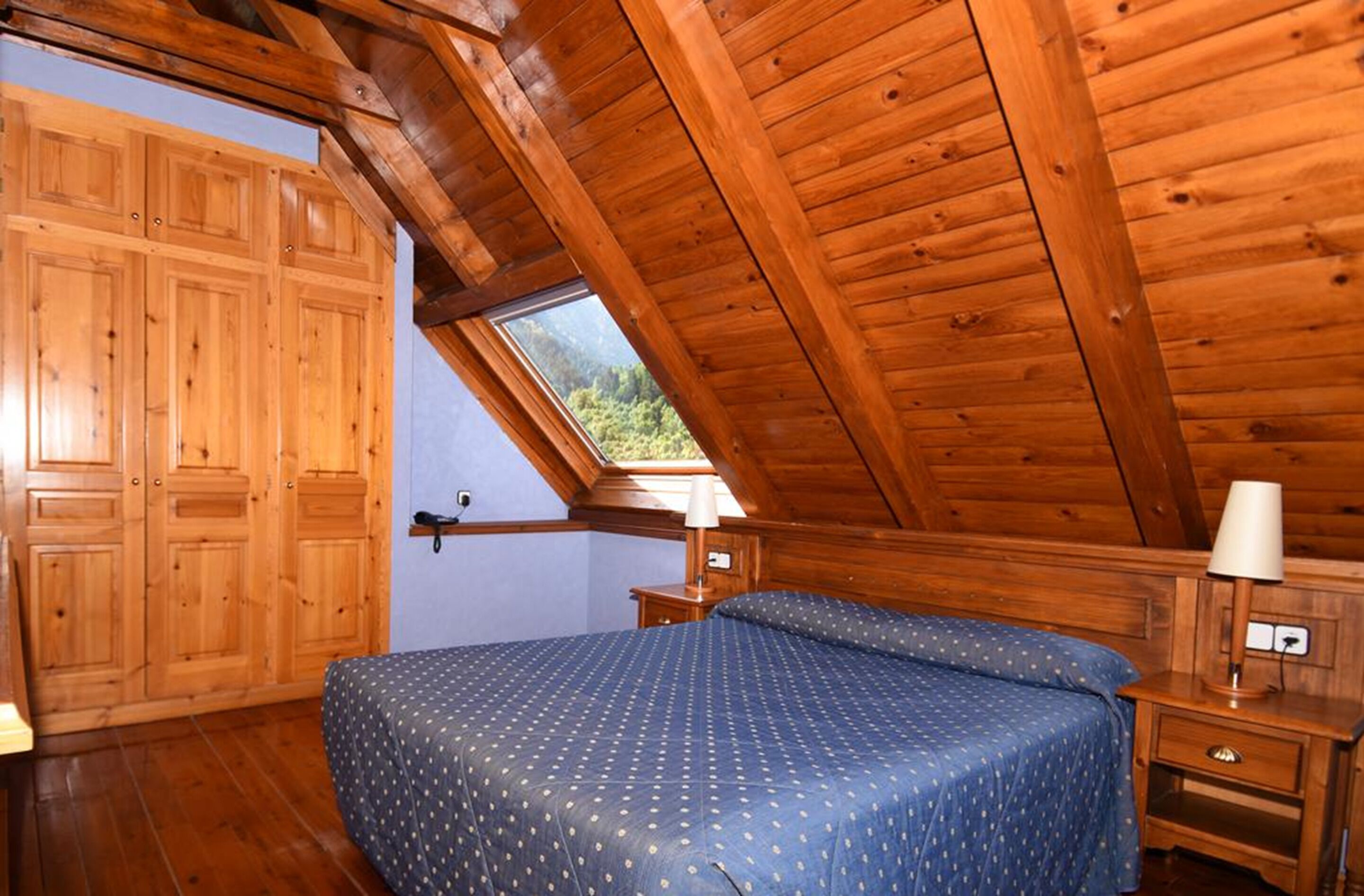 double or twin room (attic) | desk, laptop workspace, blackout curtains, free wifi