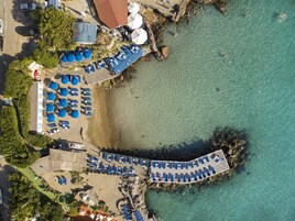 전용 해변, 비치 바