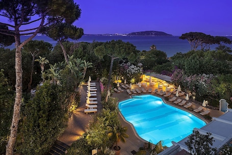 Indoor pool, outdoor pool, open 8 AM to 7 PM, pool umbrellas. Excelsior Belvedere Hotel & Spa