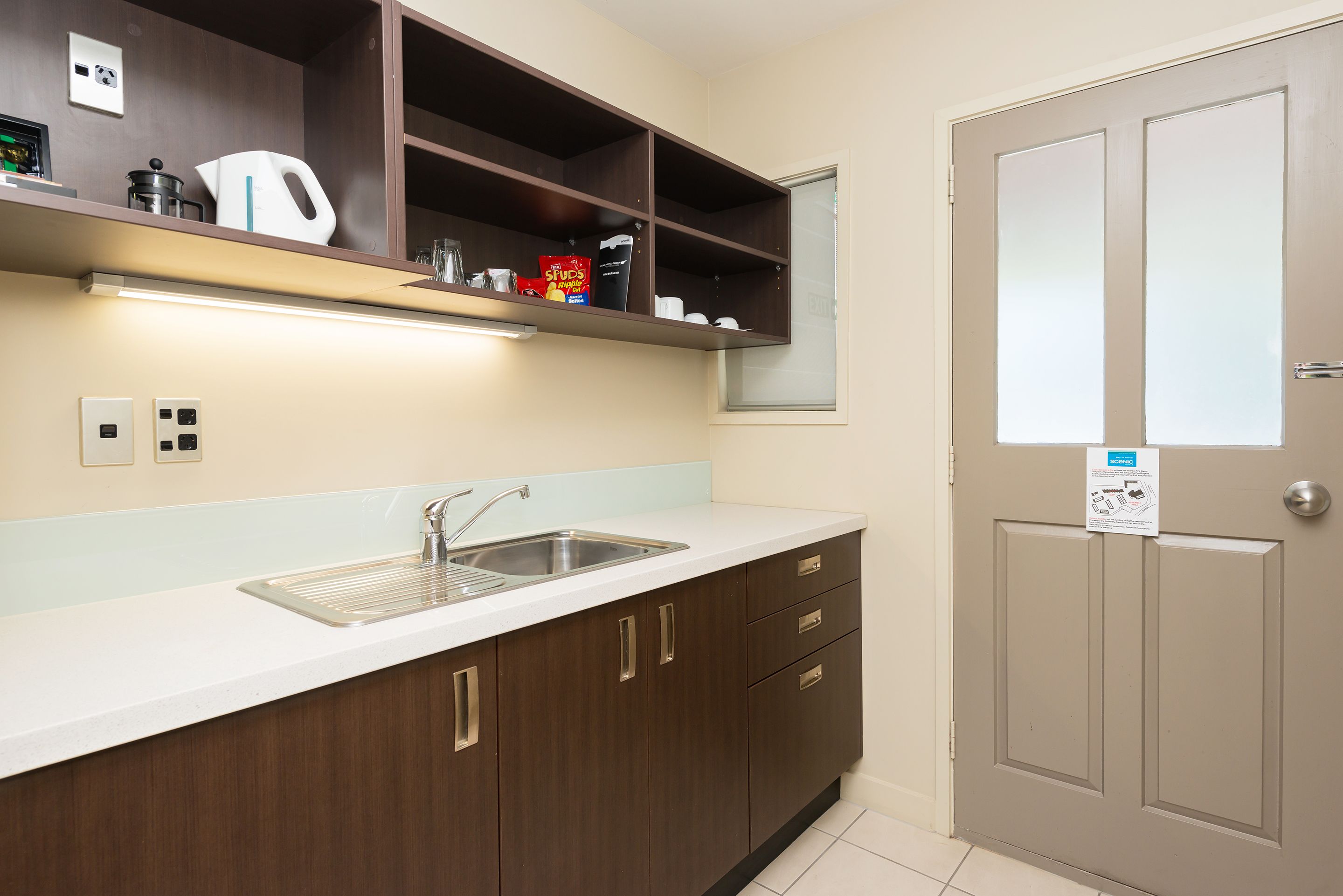 loft twin king kk | private kitchenette | fridge, coffee/tea maker