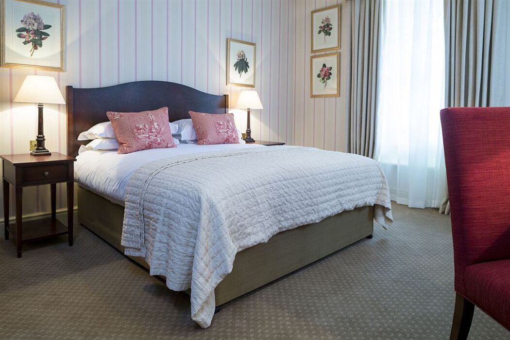 1 bedroom, egyptian cotton sheets, premium bedding