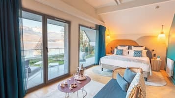 Chambre Double Signature, vue lac | Literie de qualité supérieure, minibar, coffres-forts dans les chambres