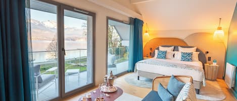 Signature Double Room, Lake View