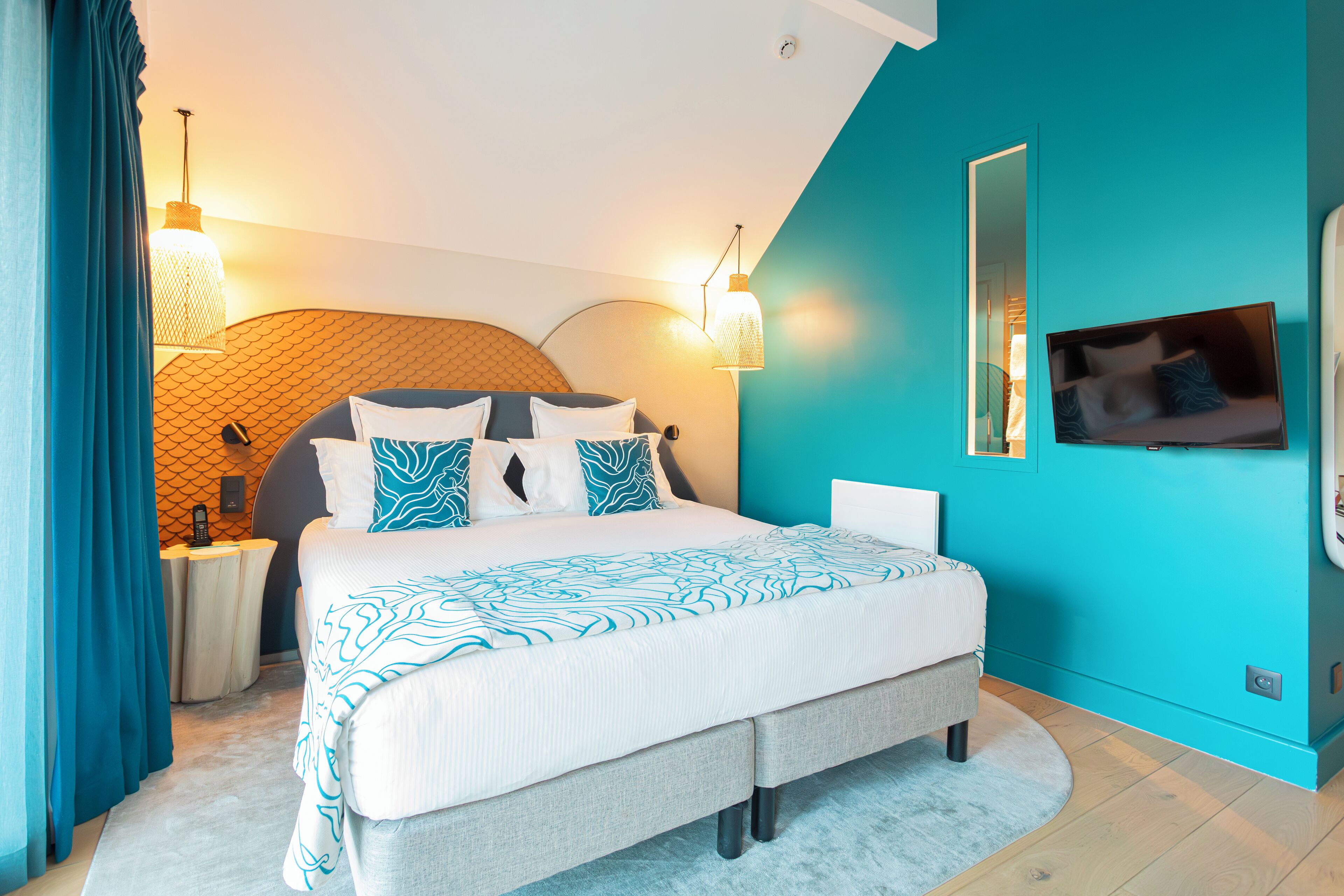 Premium bedding, minibar, in-room safe, individually furnished