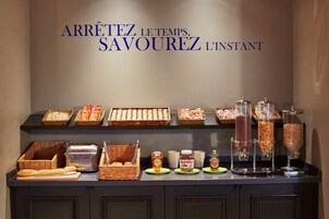 Desayuno continental todos los días (con cargo)