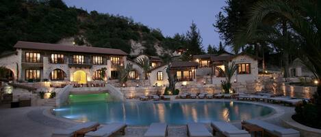 Indoor pool, outdoor pool, sun loungers