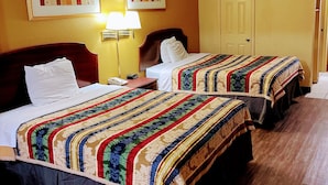Desk, blackout drapes, iron/ironing board, WiFi (free) - Fairview Suites (Blytheville)