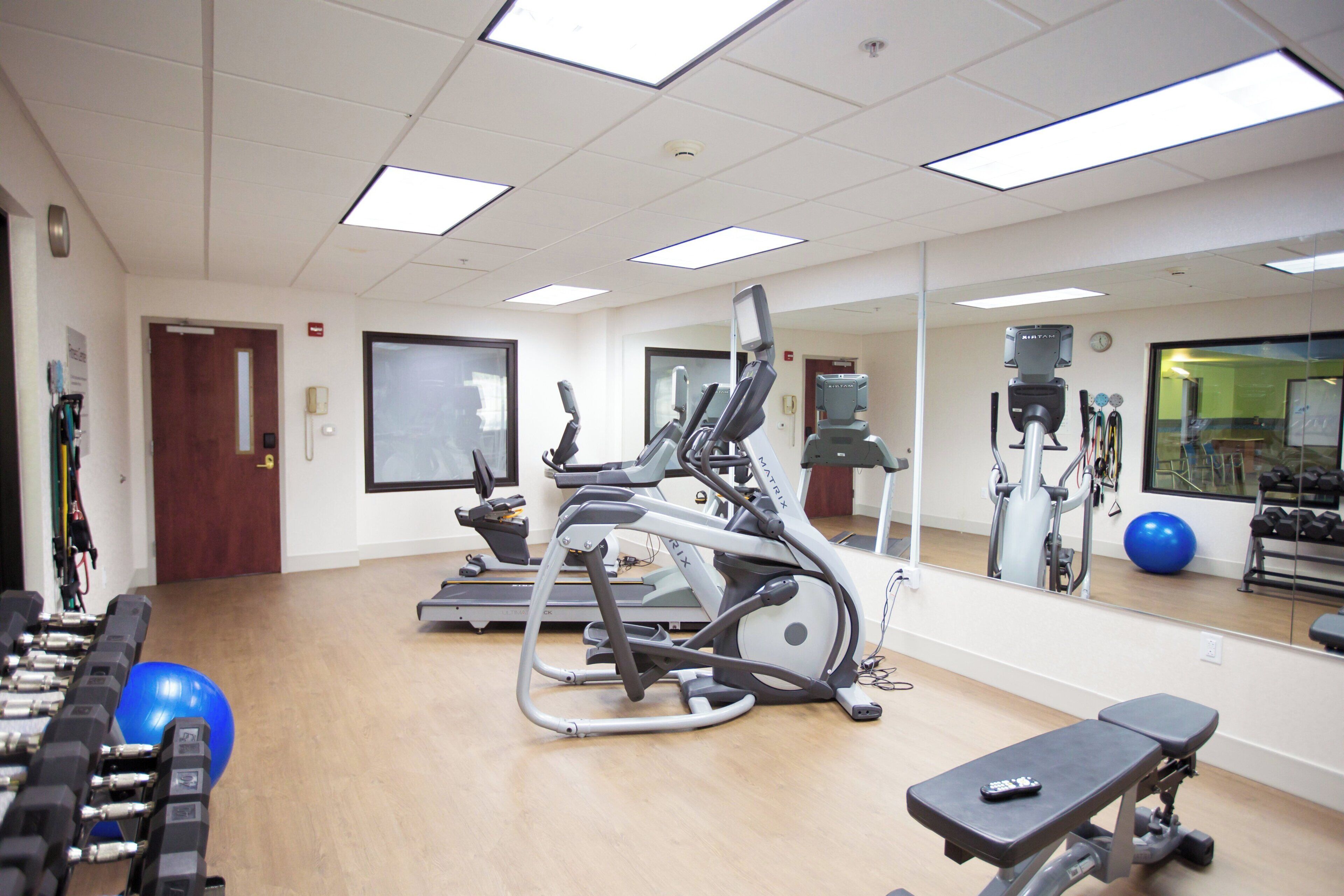 Photo - Holiday Inn Express & Suites Knoxville-Farragut by IHG