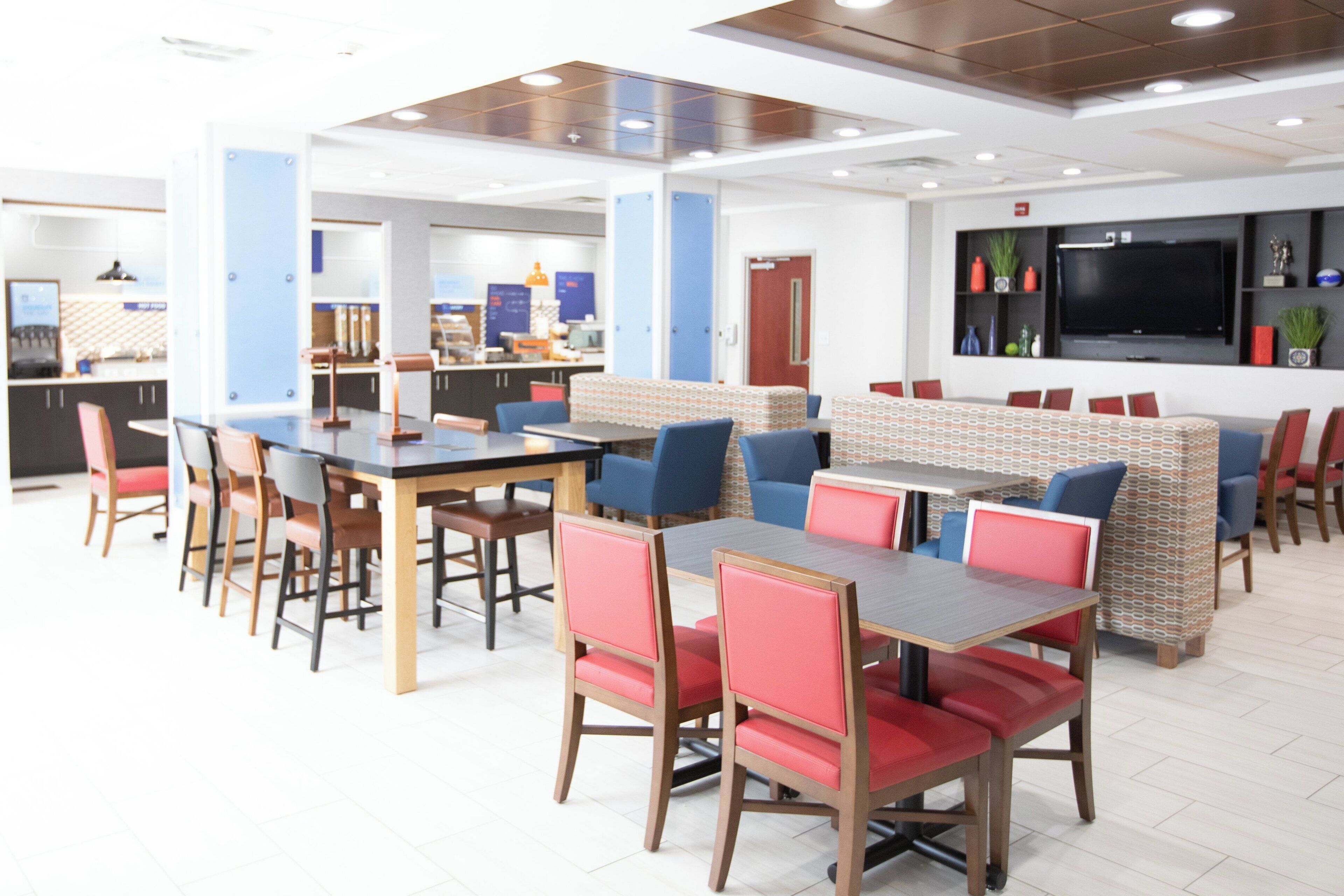 Photo - Holiday Inn Express & Suites Knoxville-Farragut by IHG