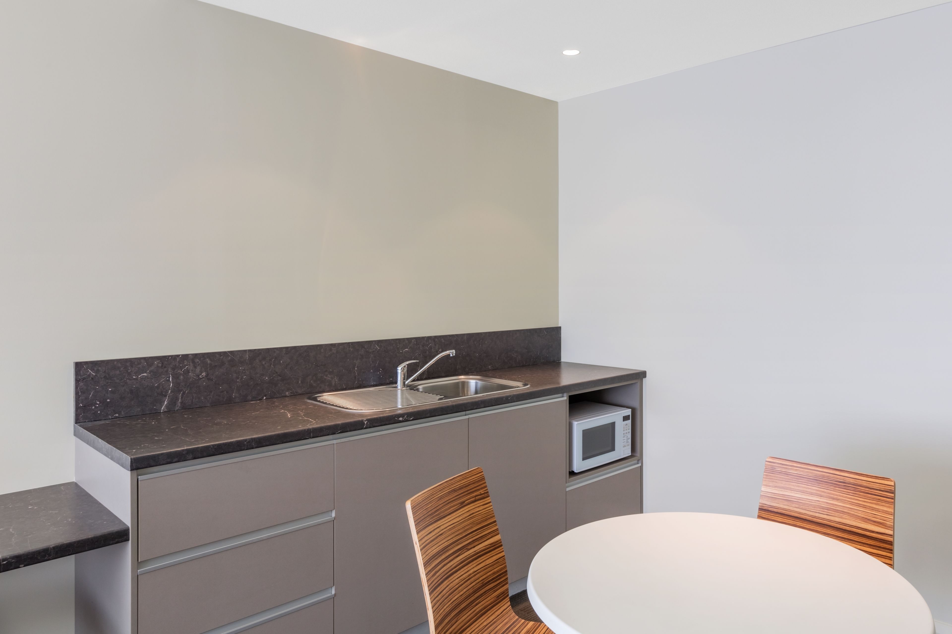 executive room | private kitchen | fridge, electric kettle